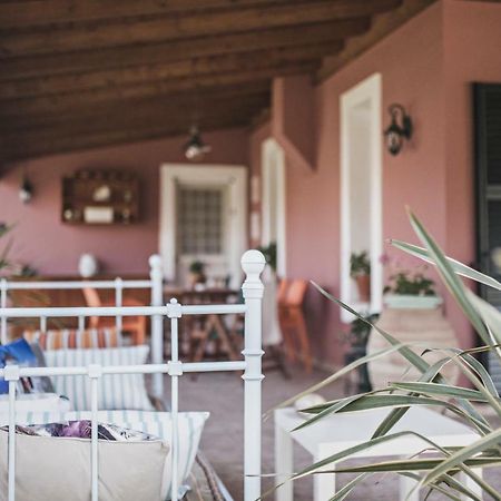 Birdsing Cottage Dassia  Bagian luar foto