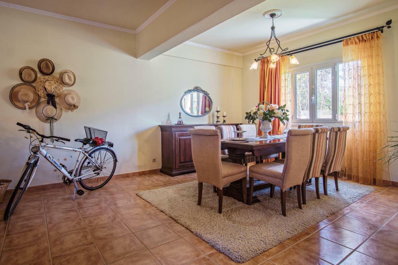 Birdsing Cottage Dassia  Bagian luar foto